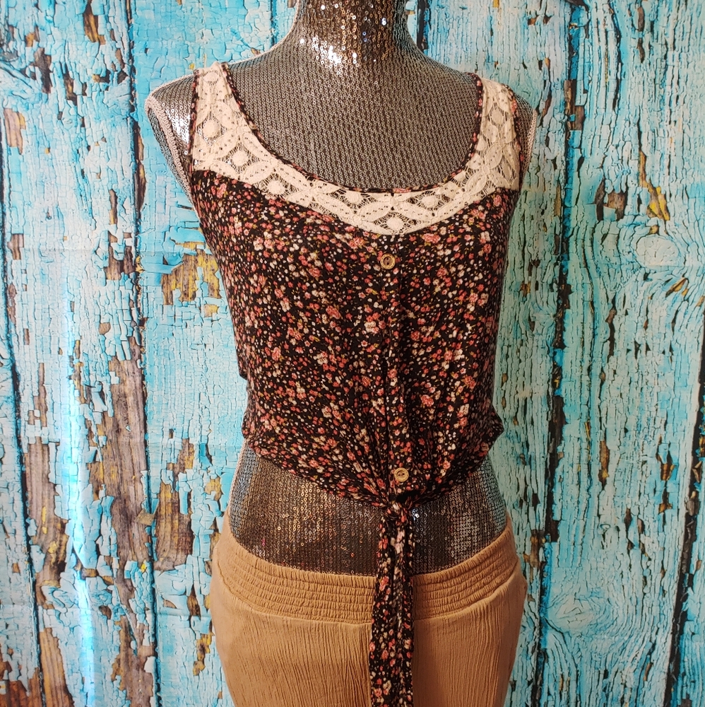 Ciel Bleu crop top